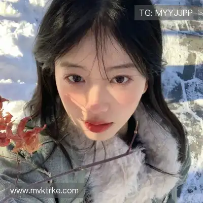 黄婧茵